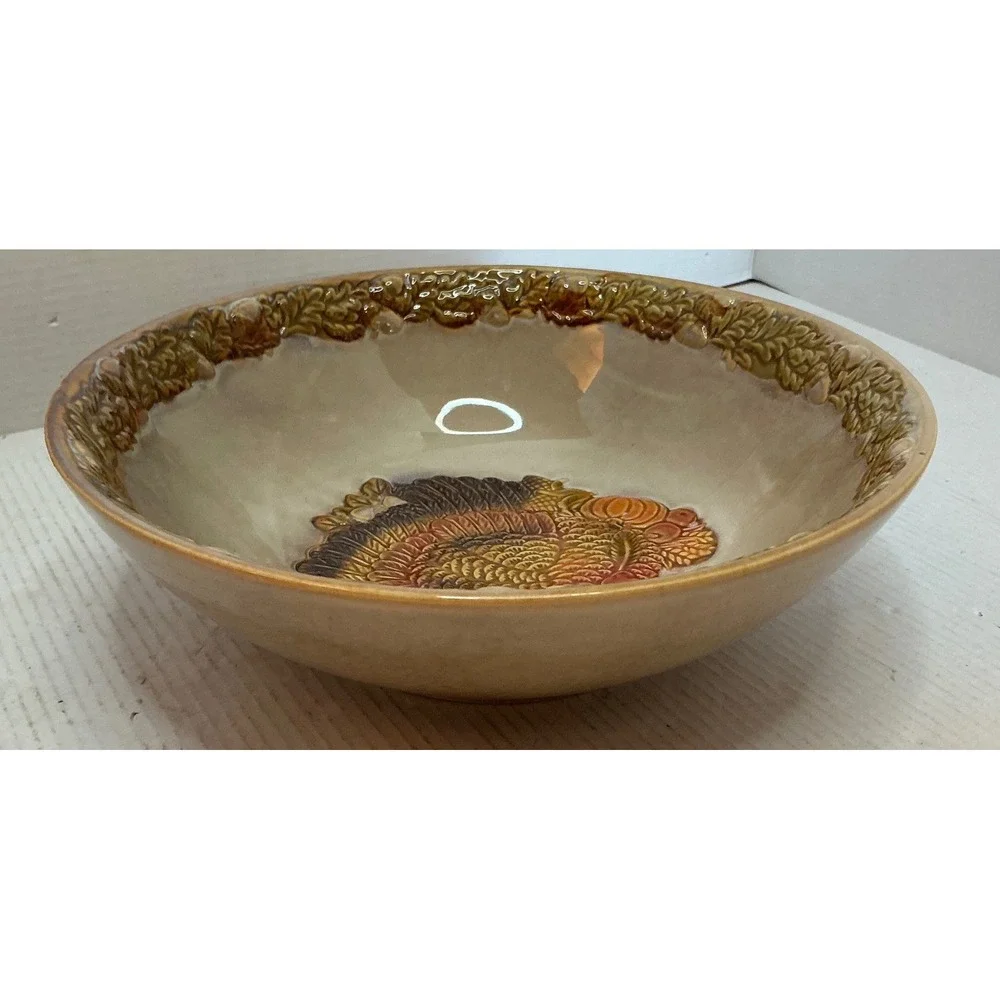 Ceramic Thanksgiving Turkey Serving Bowl Embossed Harvest Leaf Border Tan Brown